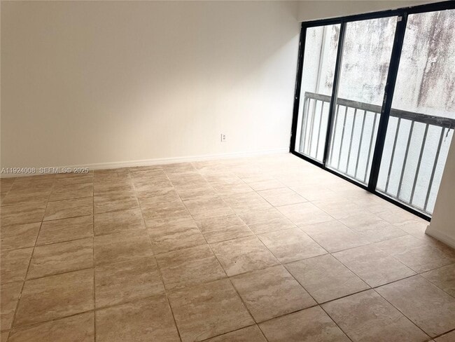 8301 SW 157th Ave in Miami, FL - Building Photo - Building Photo