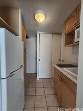 445 Seaside Ave in Honolulu, HI - Building Photo - Building Photo