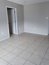 1120 W Shilo Dr in Baker, LA - Building Photo - Building Photo