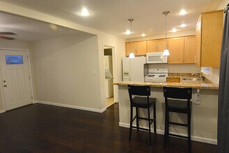 2835 Whipple Ave in Redwood City, CA - Building Photo - Building Photo