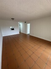 7703 Camino Real in South Miami, FL - Building Photo - Building Photo