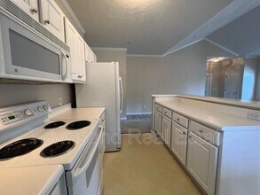 824 Sage Creek Ln in Fayetteville, NC - Building Photo - Building Photo