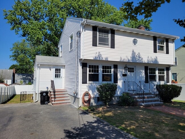 17 Piermont St in Watertown, MA - Building Photo - Building Photo