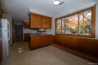 851 Helston Rd in Bloomfield Hills, MI - Building Photo - Building Photo