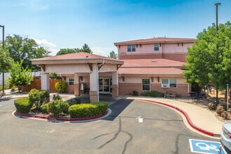 Mesa Hills Senior Living in Albuquerque, NM - Building Photo - Building Photo