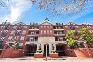 2400 McCue Rd, Unit 413 in Houston, TX - Building Photo