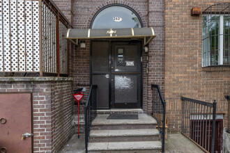 262 Heyward St in Brooklyn, NY - Building Photo - Building Photo