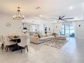 7395 Steer Blade Dr in Zephyrhills, FL - Building Photo - Building Photo