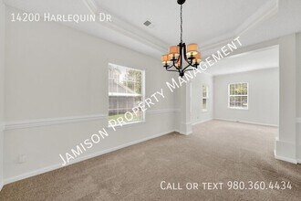 14200 Harlequin Dr in Charlotte, NC - Building Photo - Building Photo