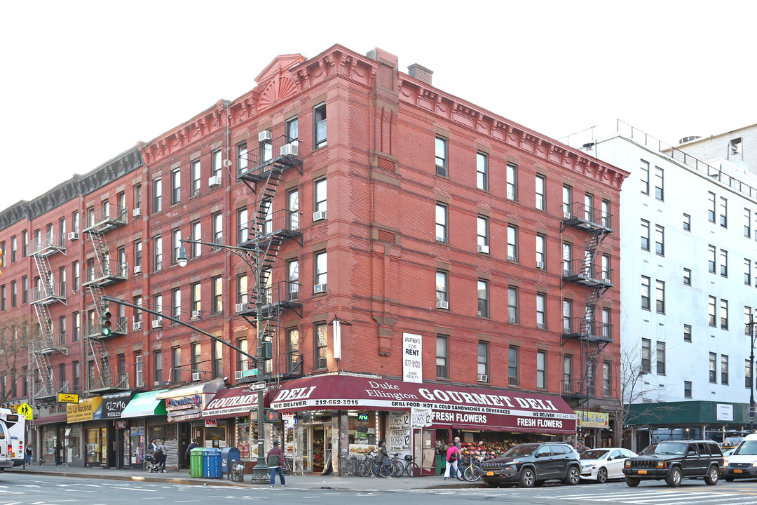 934 Columbus Ave in New York, NY - Foto de edificio