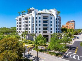 701 Valencia Ave in Coral Gables, FL - Building Photo