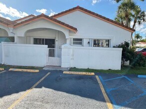 15328 SW 77th Ln in Miami, FL - Building Photo - Building Photo