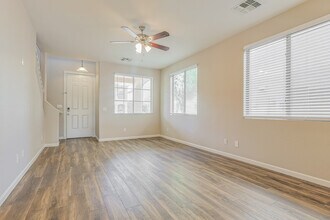 3683 E Stampede Dr in Gilbert, AZ - Building Photo - Building Photo