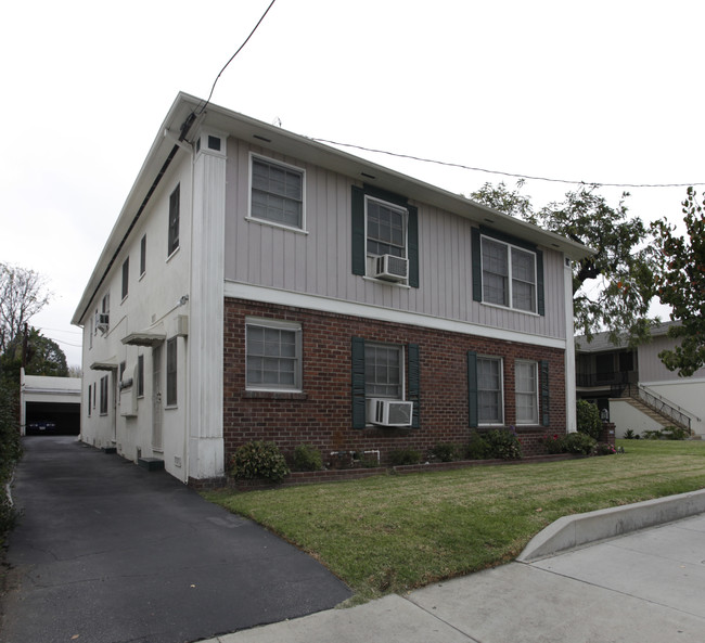 12311 Oxnard St in North Hollywood, CA - Building Photo - Building Photo