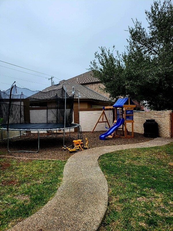 3019 Calle Vistoso Ln in Laredo, TX - Building Photo - Building Photo