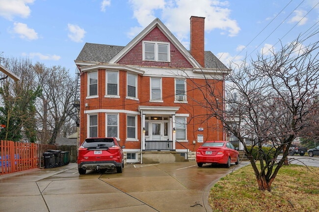 property at 2549 University Ct