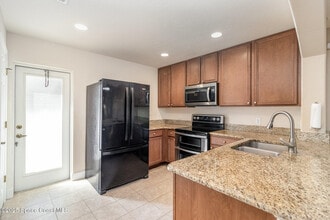 1200 Luminary Cir in Melbourne, FL - Building Photo - Building Photo
