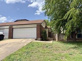 2618 Alcott Ln in Austin, TX - Building Photo