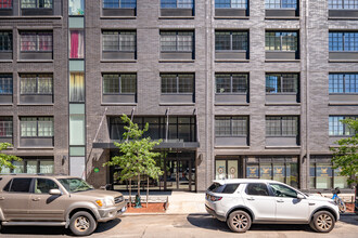 555 Waverly in Brooklyn, NY - Building Photo - Building Photo