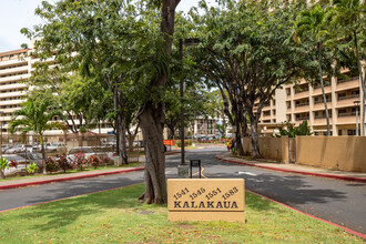 Kalakaua Homes in Honolulu, HI - Building Photo - Building Photo