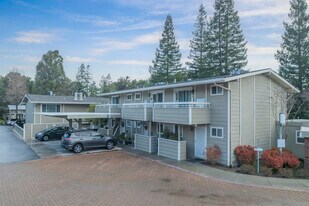 Danville Townhomes in Danville, CA - Building Photo