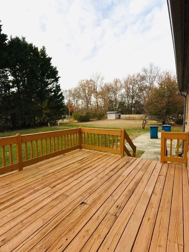 3202 Stonypointe Dr in Greensboro, NC - Building Photo - Building Photo