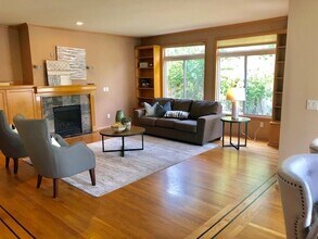 3007 206th Way NE in Sammamish, WA - Building Photo - Building Photo