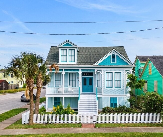 3301 Ave N Ursuline St in Galveston, TX - Building Photo - Building Photo
