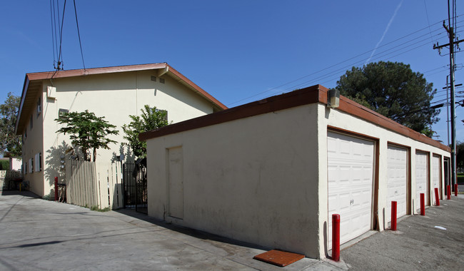 2083 Sprague Ln in Anaheim, CA - Building Photo - Building Photo