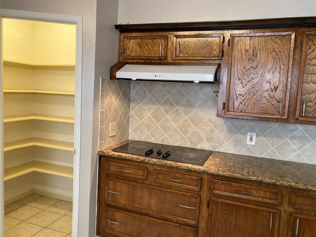 property at 2906 Green Fields Dr