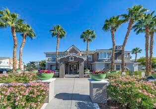 Colonial Grand at Palm Vista in North Las Vegas, NV - Foto de edificio - Building Photo