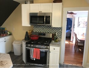 10-12 Hancock St in Somerville, MA - Building Photo - Building Photo