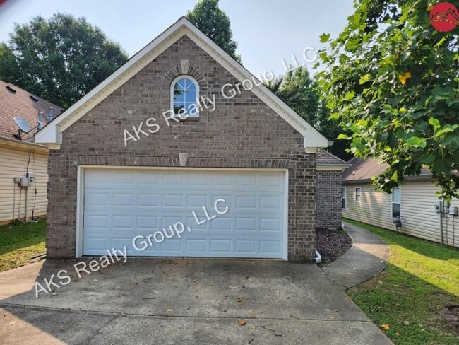 property at 181 Highview Cove