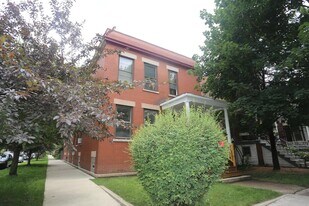 1935 W Berenice Ave, Unit A08K in Chicago, IL - Building Photo