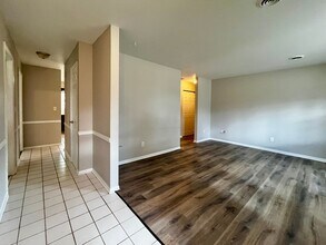 6423 Ashbrook Dr in Fort Wayne, IN - Building Photo - Building Photo