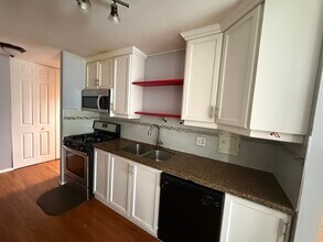 1507 Summit Pointe Dr in Scranton, PA - Building Photo - Building Photo