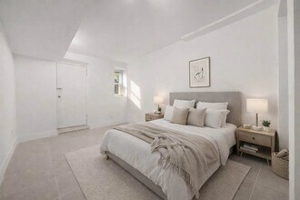 518 E 83rd St, Unit 1C in New York, NY - Building Photo - Building Photo