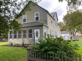 3712 Hyde Ave in Cleveland, OH - Building Photo