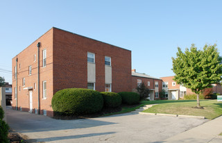 1445-1459 W Lane Ave Apartments