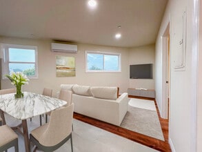 9502 Hatillo Ave in Los Angeles, CA - Building Photo - Building Photo