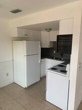426 93rd Ave N in St. Petersburg, FL - Building Photo - Building Photo