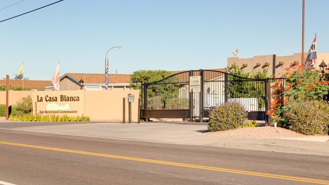 La Casa Blanca in Apache Junction, AZ - Foto de edificio - Building Photo