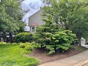 44885 Grove Terrace in Ashburn, VA - Building Photo - Building Photo