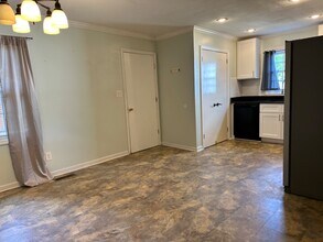 4018 Dellwood Dr in Fayetteville, NC - Building Photo - Building Photo