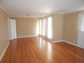3601 Paluxy Dr in Tyler, TX - Building Photo - Building Photo