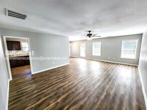 634 Stowers Dr in Monroe, GA - Building Photo - Building Photo