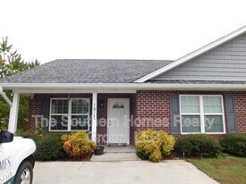 1917 Co Rd 561 in Athens, TN - Building Photo