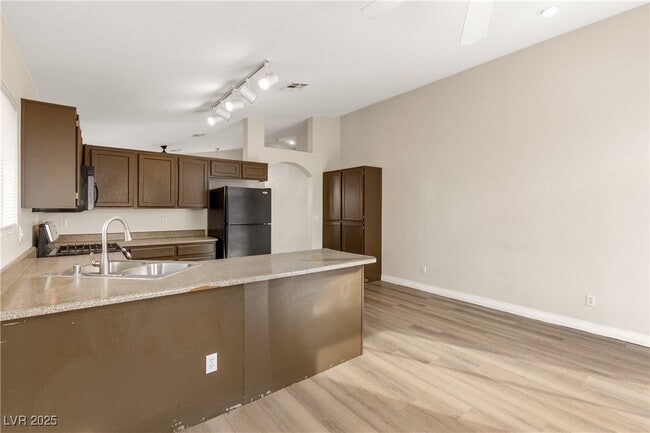 property at 917 Blue Arroyo Dr