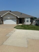 5214 Big Ship in Osage Beach, MO - Building Photo