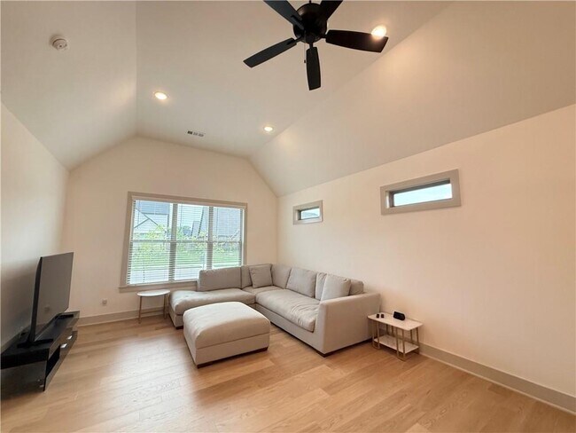 property at 4603 SW Elderwood St